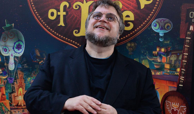 Guillermo del Toro beca a animadores mexicanos