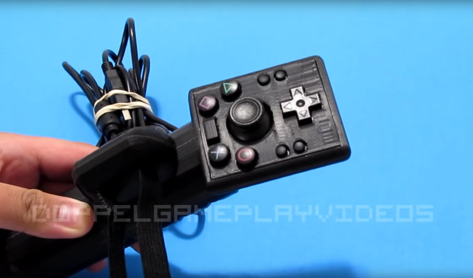 Fan hace mando de PS4 que se controla a una mano gracias a impresora 3D