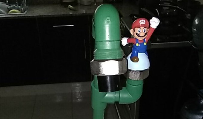 ¡Mira esta genial lámpara de Super Mario Bros. creada por un padre para su hijo!