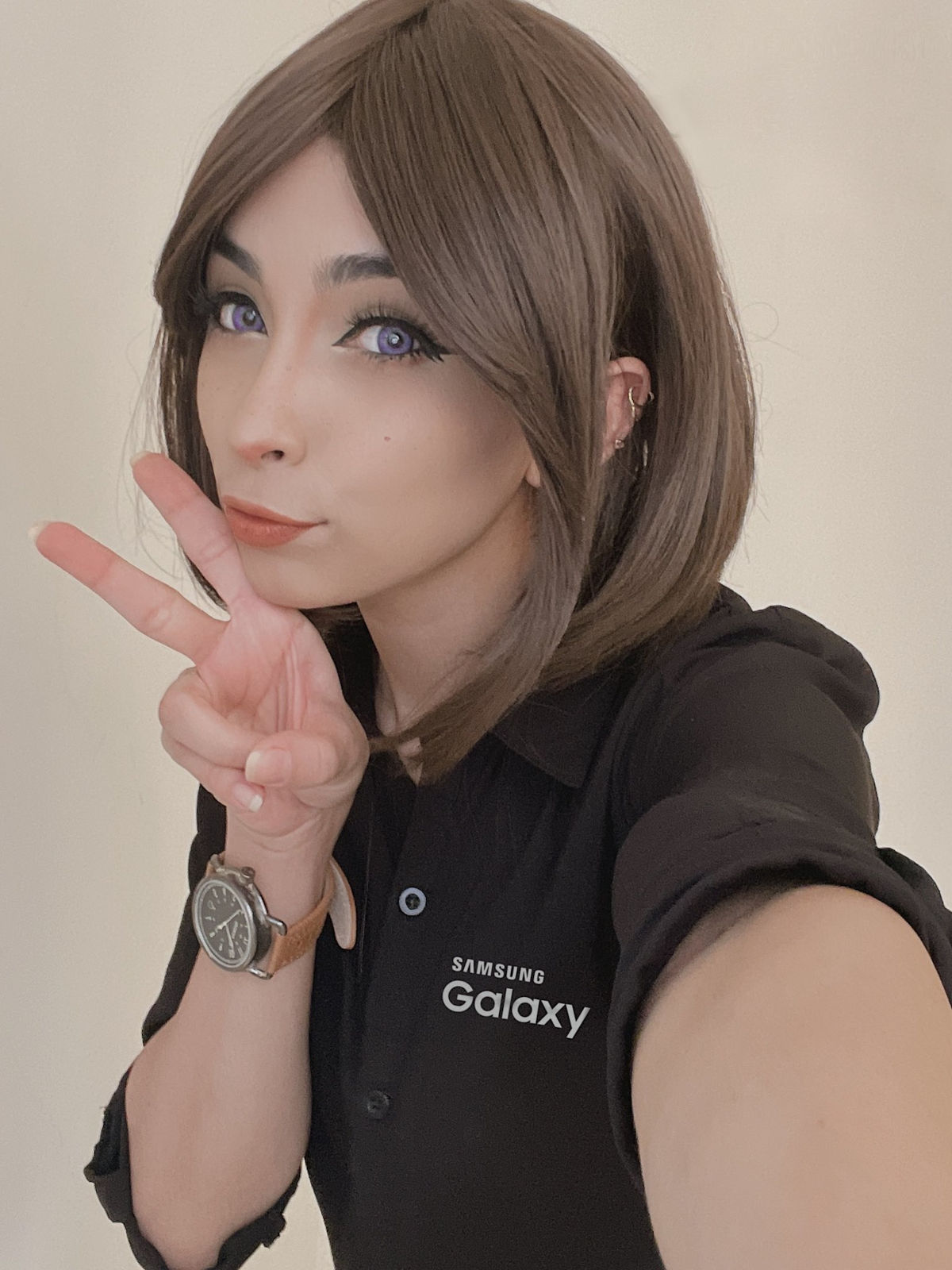 Mexican Cosplayer Plays Sam From Samsung Byo Cosplay
