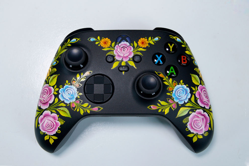 Xbox rinde tributo a pueblos indígenas con controles decorados