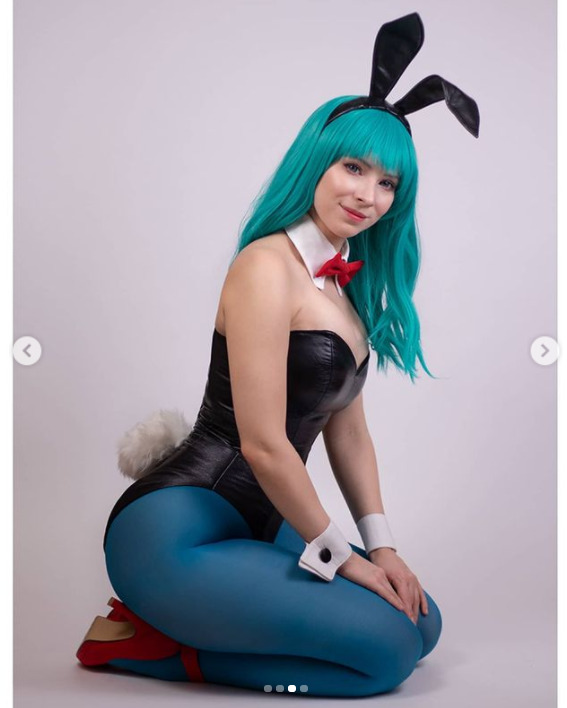 enji night bulma bunny cosplay dragon ball