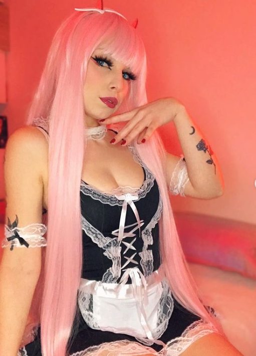 cosplay maid zero two darling in the franxx