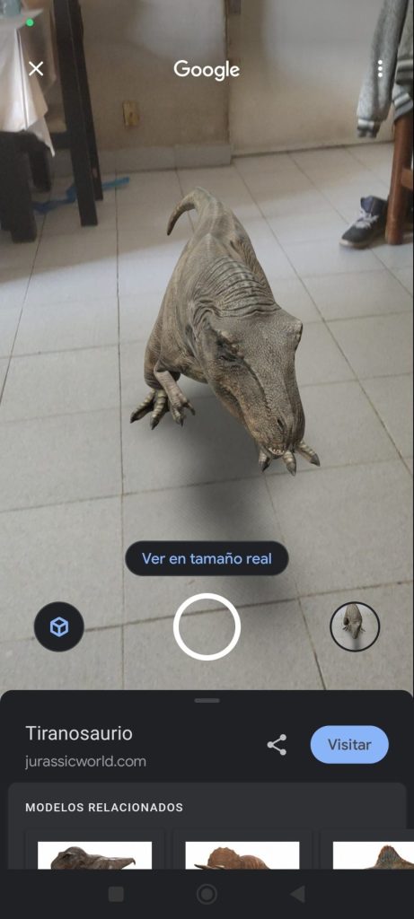 Tiranosaurio de Jurassic World en Google