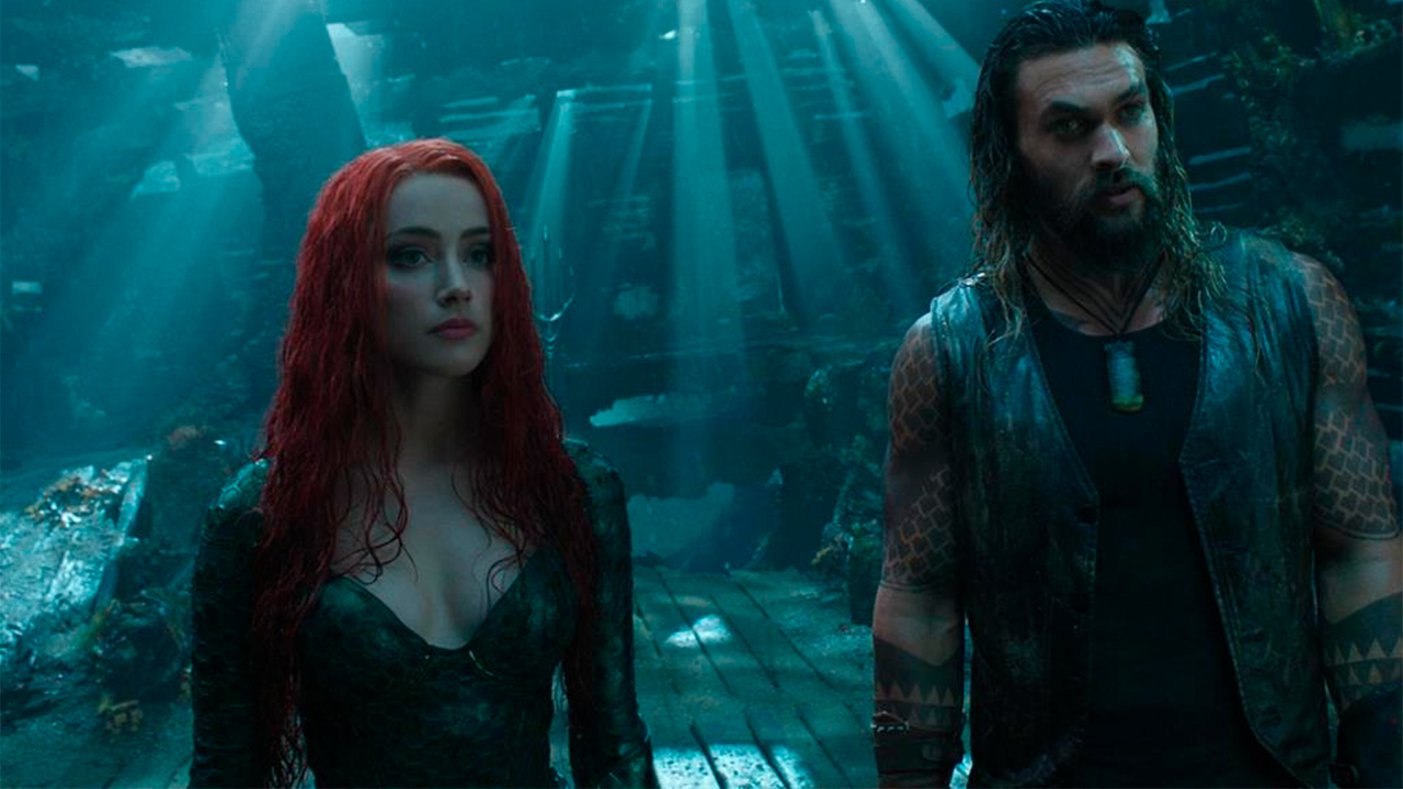 Amber Heard y Jason Momoa en una escena de Aquaman