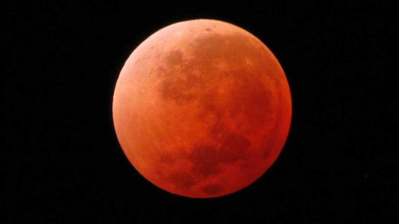 eclipse luna de sangre 15 de mayo de 2022