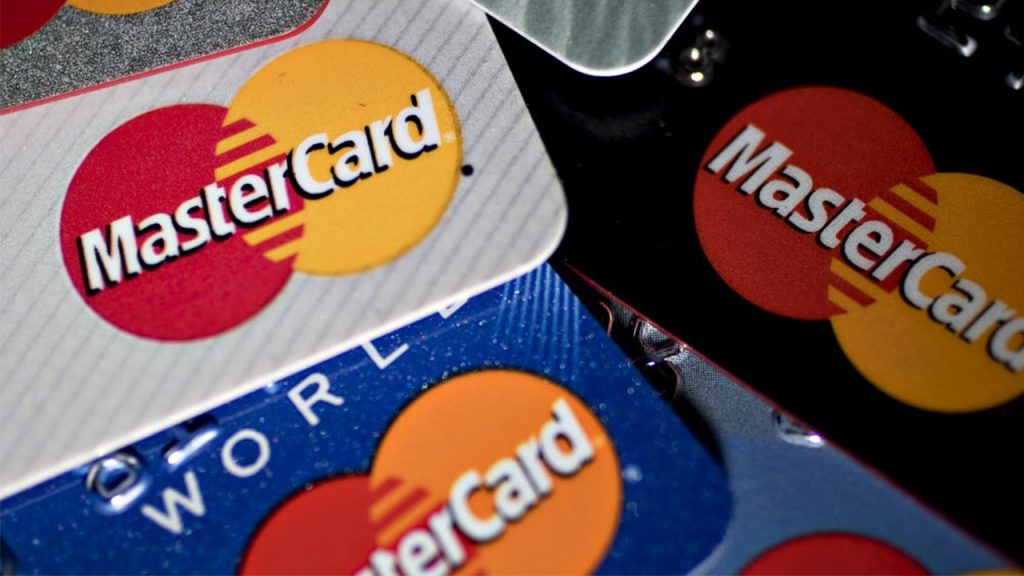 Mastercard ya no servirá para comprar contenido para adultos