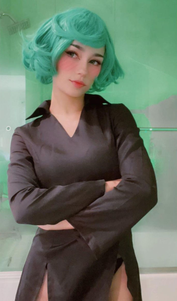 One-Punch Man: Tatsumaki walks from Tsundere and shows it in this cosplay