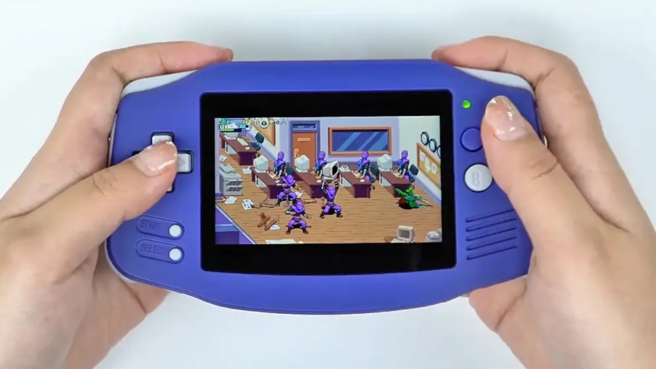 Youtuber enfrenta justicia por reseñar portátiles retro