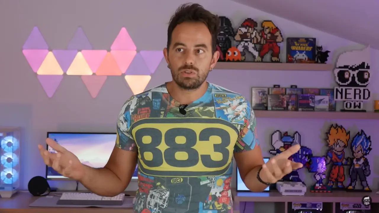 Youtuber enfrenta justicia por reseñar portátiles retro