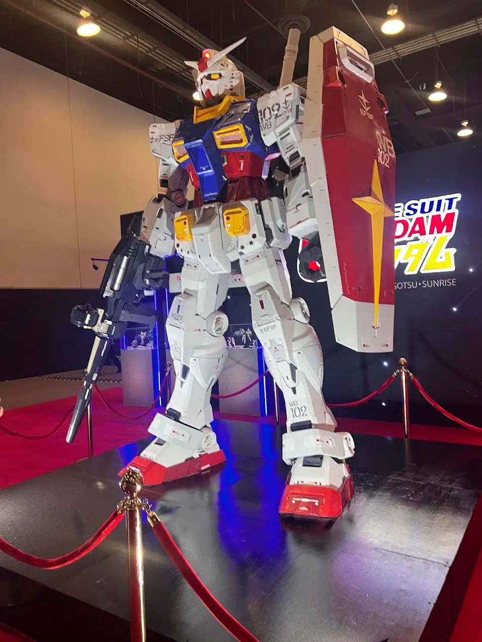 Mobile Suit Gundam en la Mole