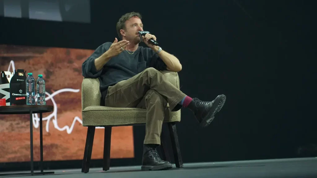Aaron Paul conquista CCXP México 2026 con una presentación inolvidable