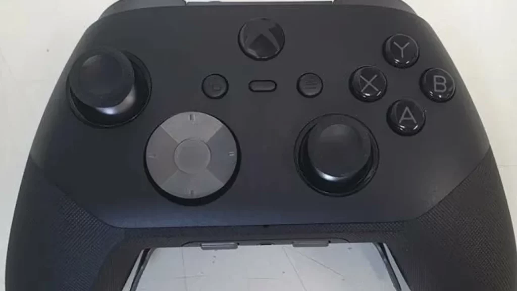 Xbox Elite Controller 3 aparece como filtración, y se supone que finalmente subsanará conflictos que los jugadores enfrentaban con el diseño.