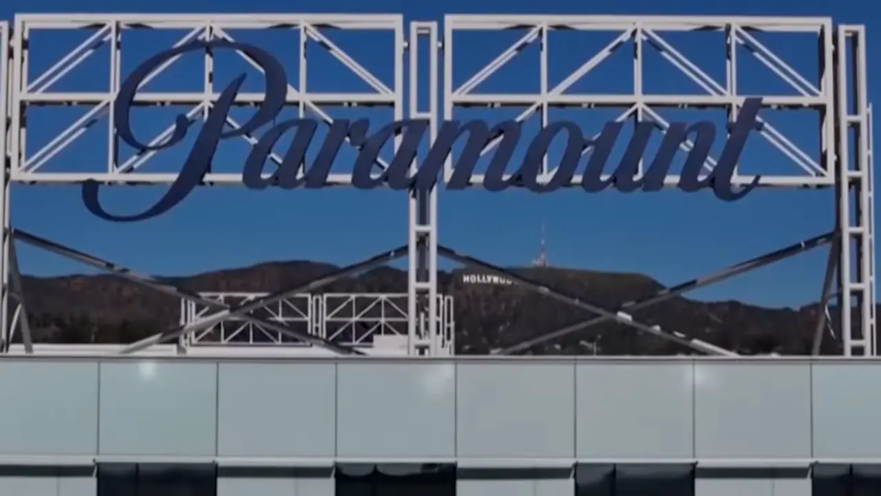 Paramount no podrá comprar Warner, juez suspende el movimiento