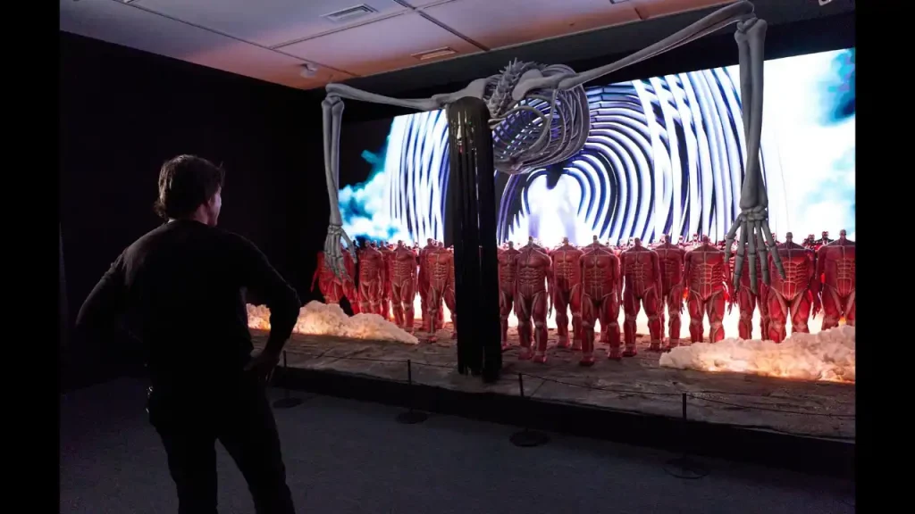 Tom Cruise e Iñárritu visitan la expo del 15.º aniversario de Studio MAPPA. Un encuentro inigualable entre Attack on Titan y Digger.